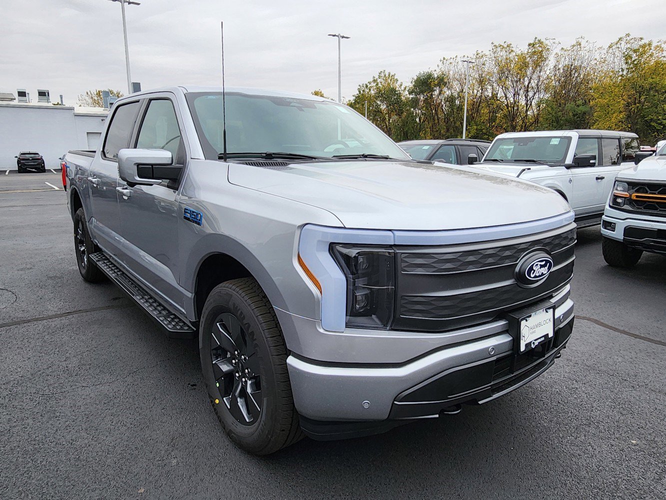 2025 Ford F-150 Lightning Lariat's photo