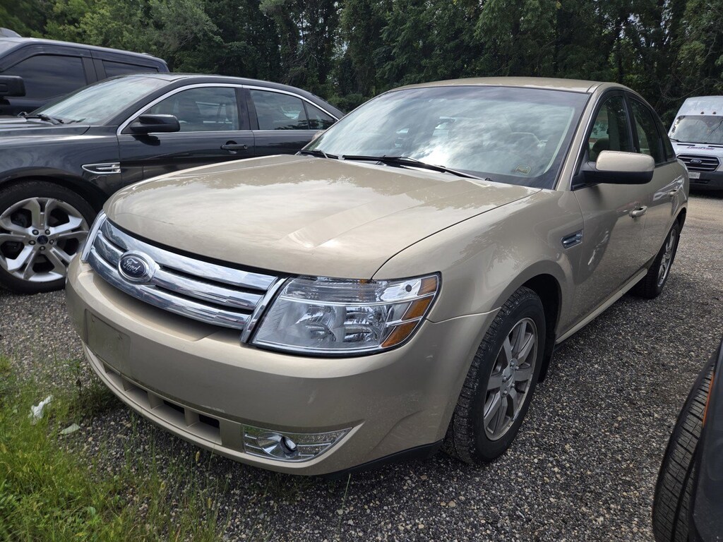 Used 2008 Ford Taurus SEL Sedan