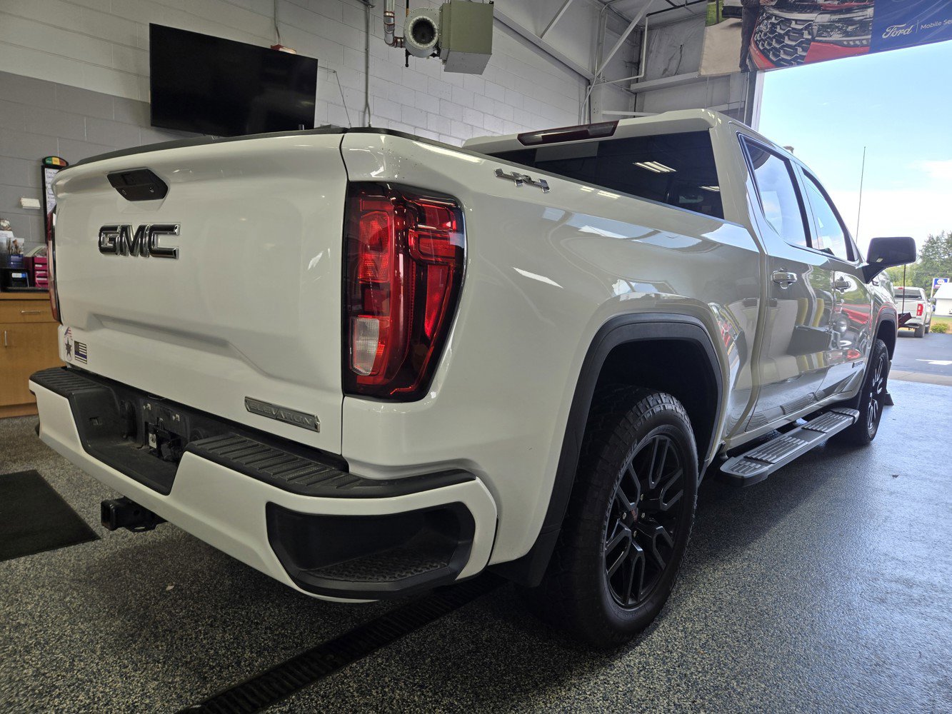 2020 Gmc Sierra 1500 Elevation photo 4