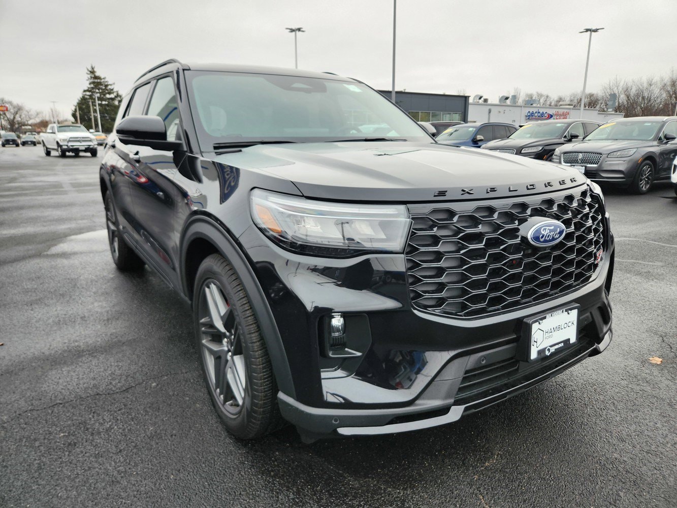 2026 Ford Explorer ST's photo