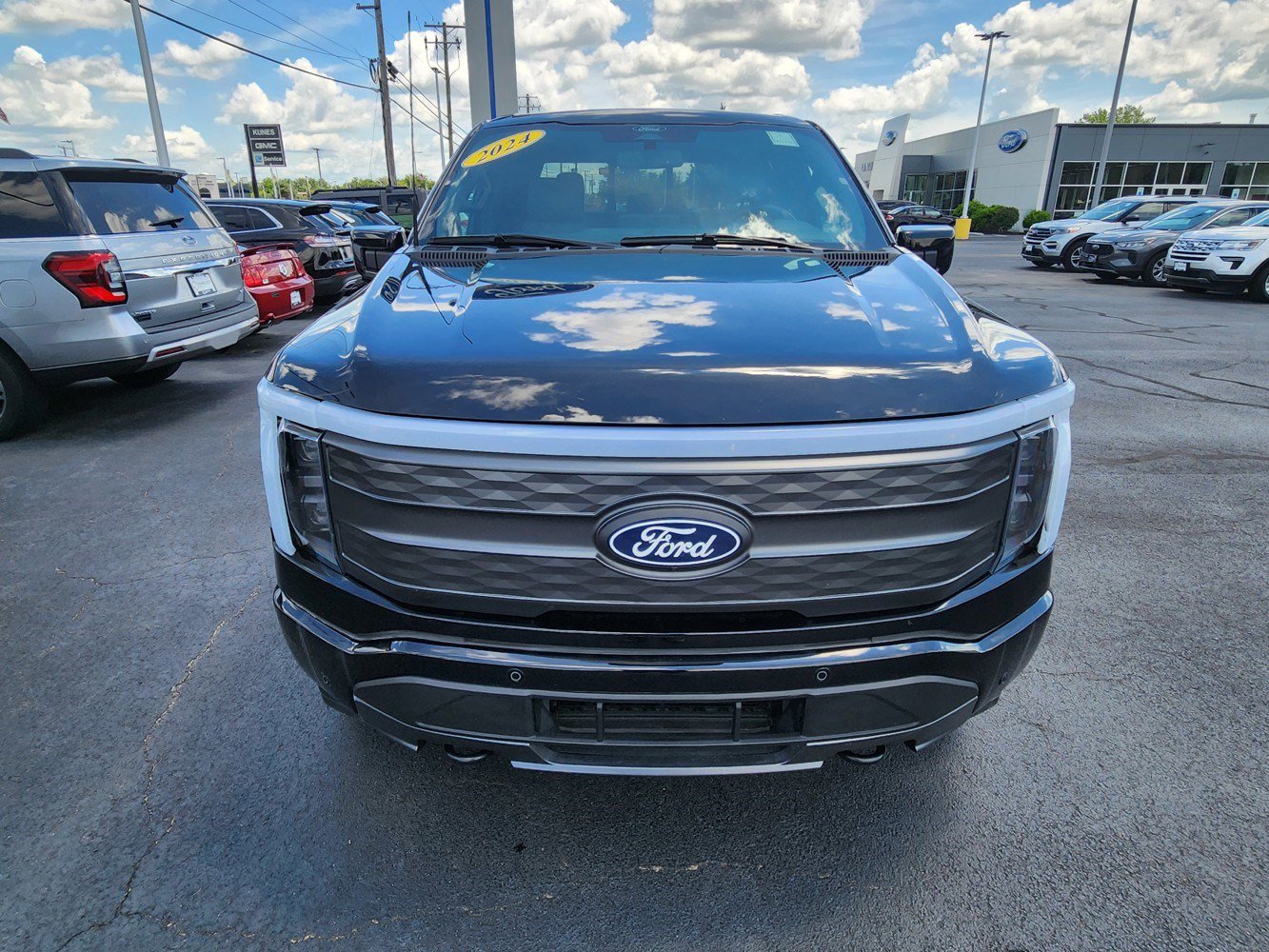 Certified 2024 Ford F-150 Lightning Lariat with VIN 1FT6W5L72RWG05789 for sale in Belvidere, IL