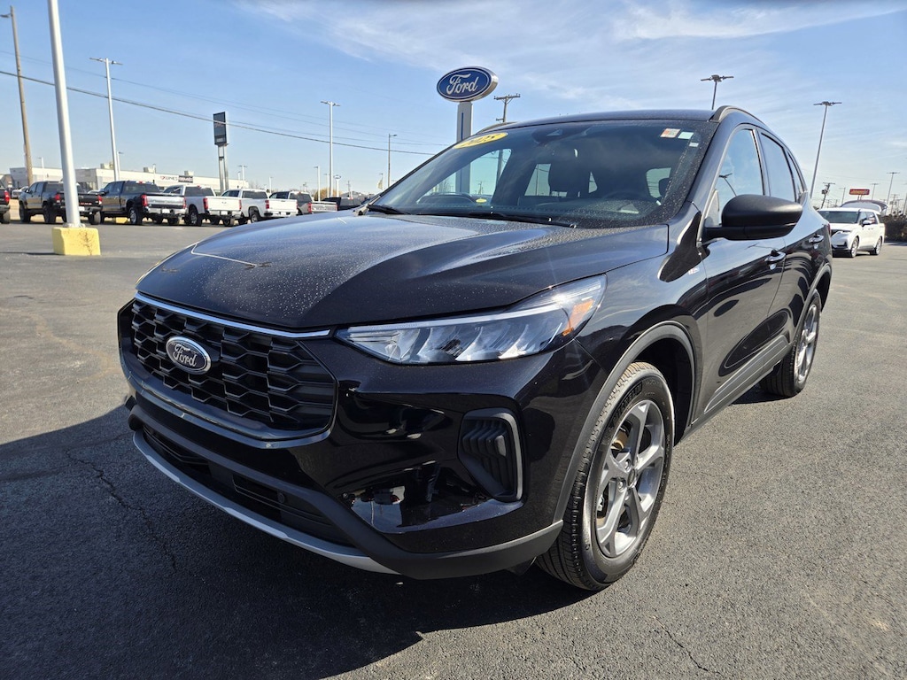 Used 2025 Ford Escape ST-Line SUV