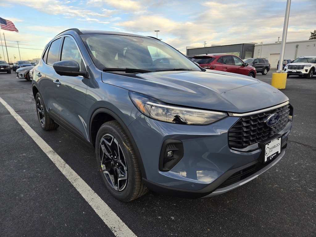 New 2026 Ford Escape Platinum SUV