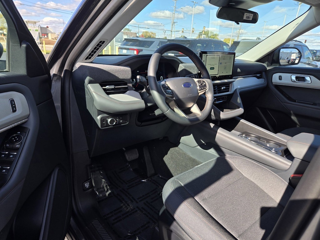 New 2026 Ford Explorer Active SUV