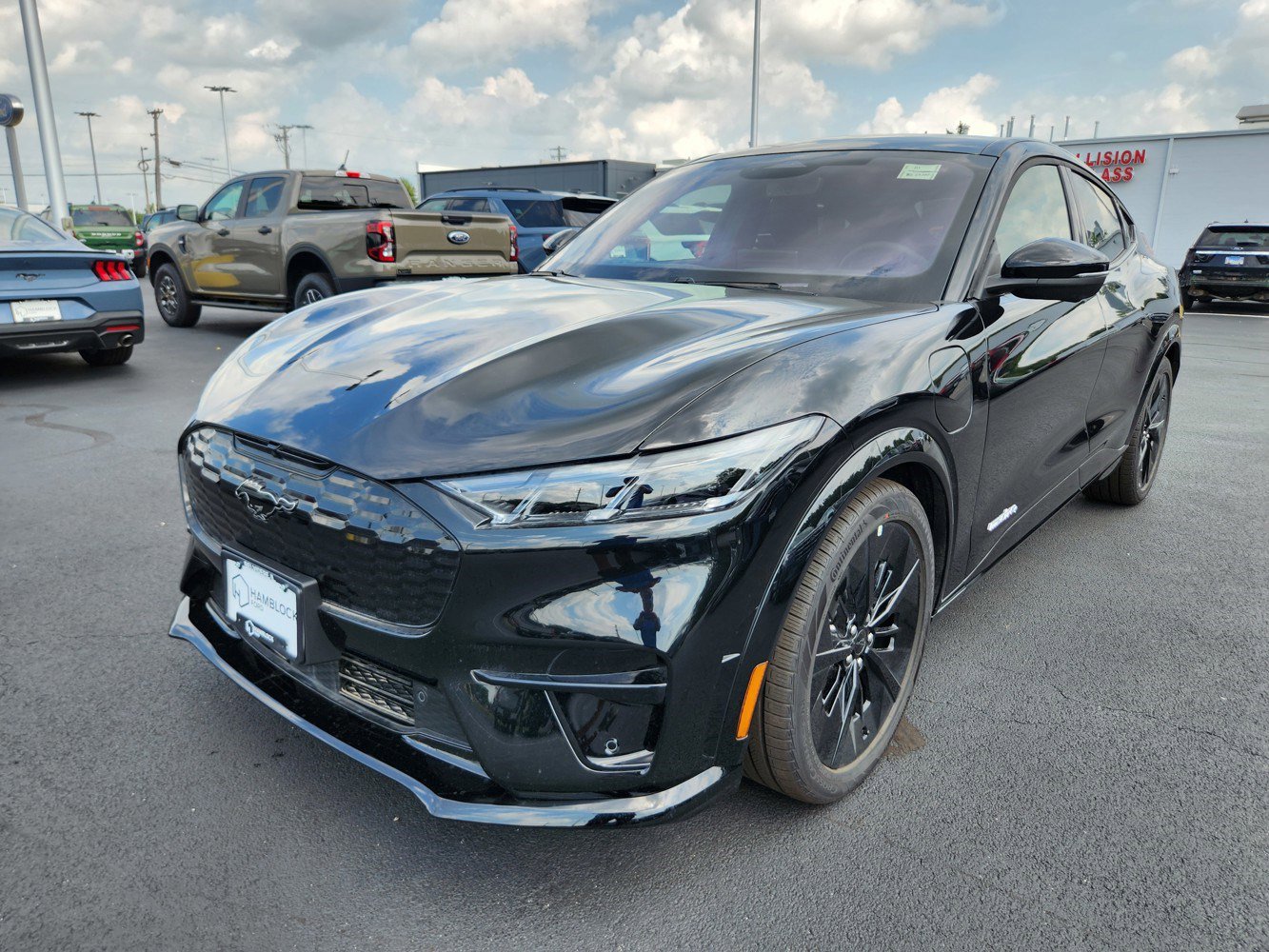 2025 Ford Mustang Mach-E GT photo 3
