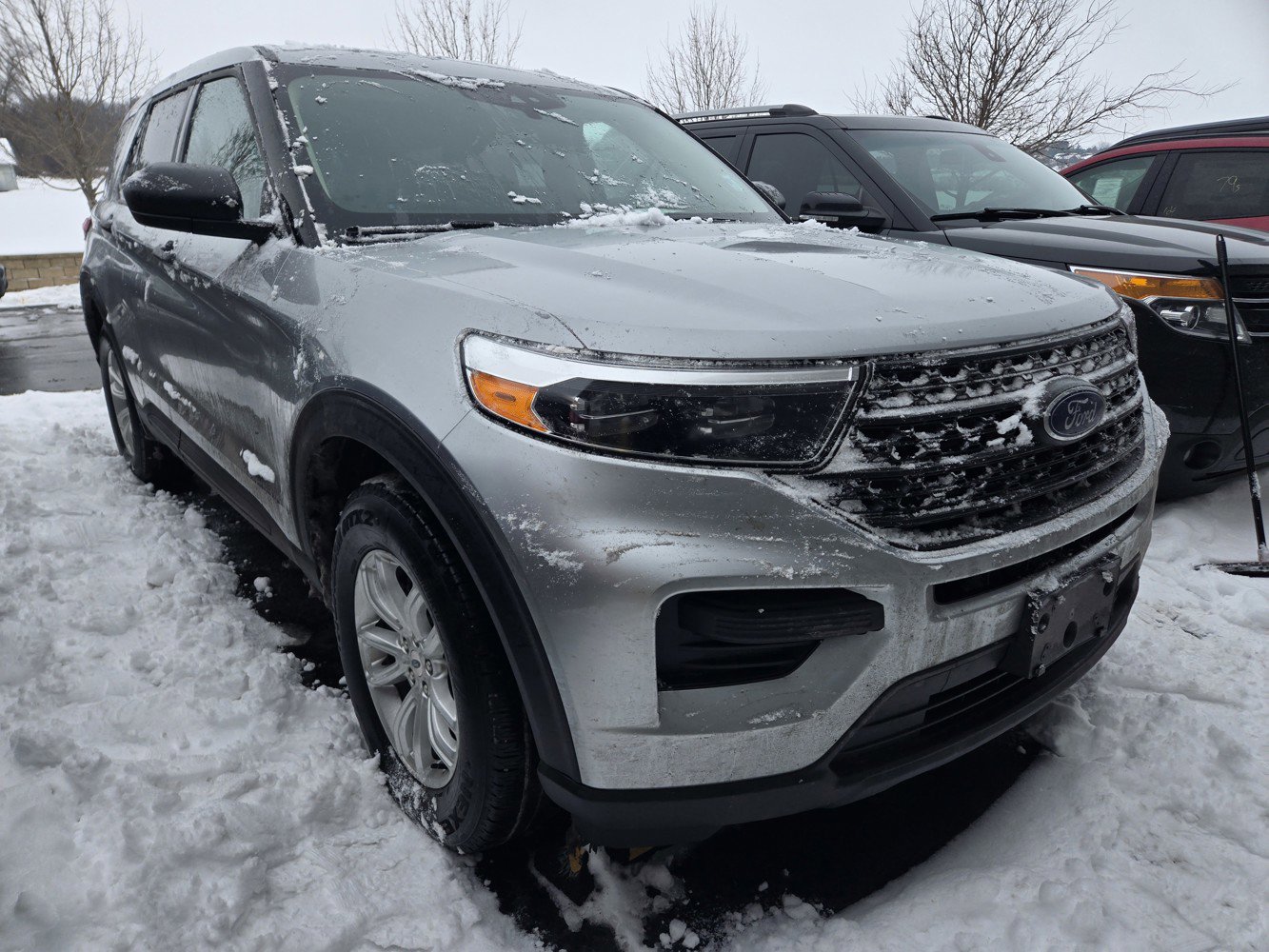 2020 Ford Explorer Base's photo