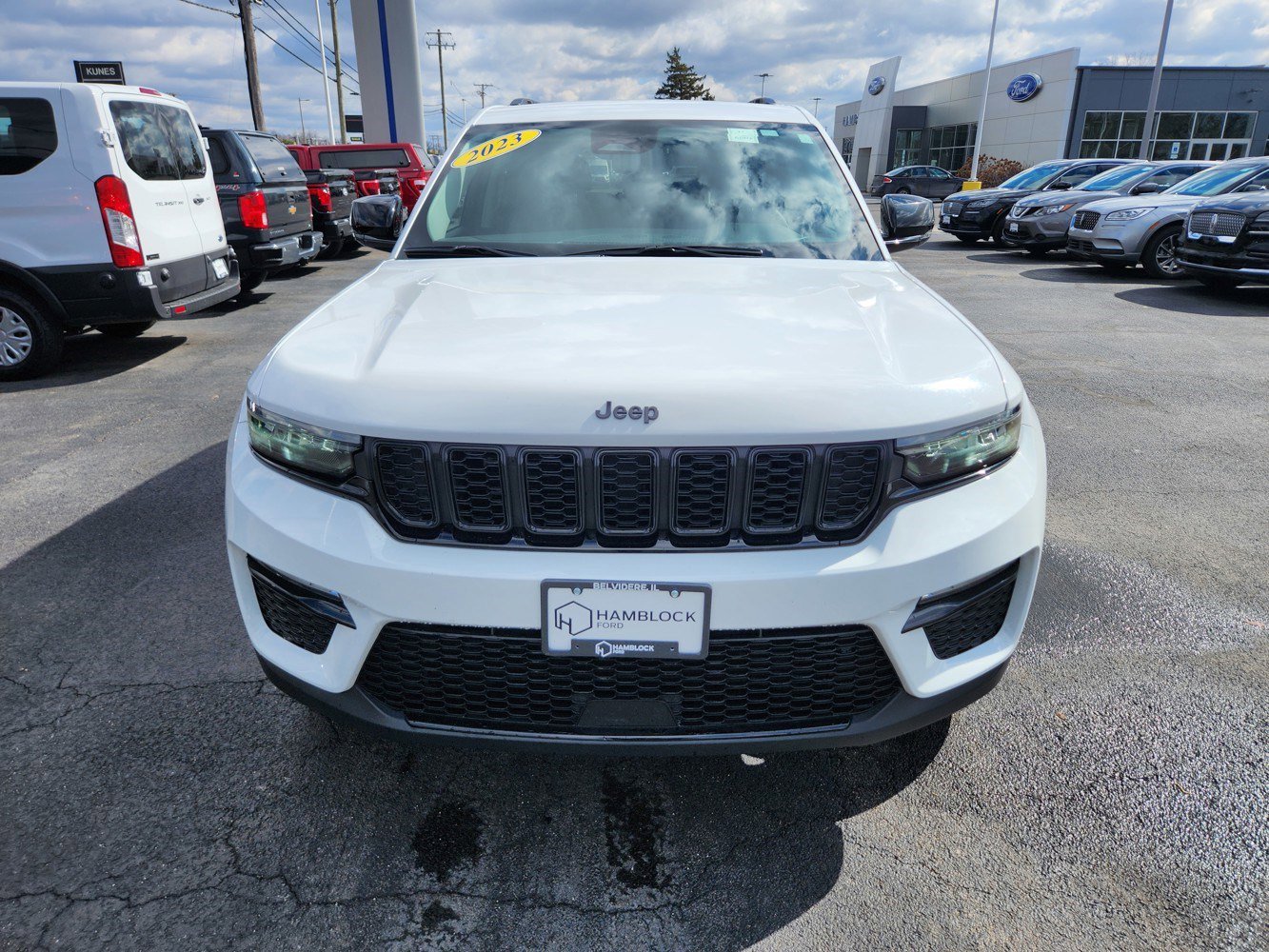 Used 2023 Jeep Grand Cherokee Limited with VIN 1C4RJHBGXPC522480 for sale in Belvidere, IL