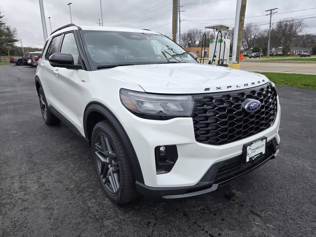 2026 Ford Explorer ST-LINE 4WD's photo