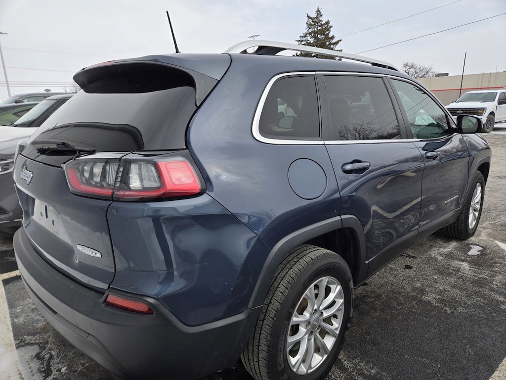 Used 2019 Jeep Cherokee Latitude SUV