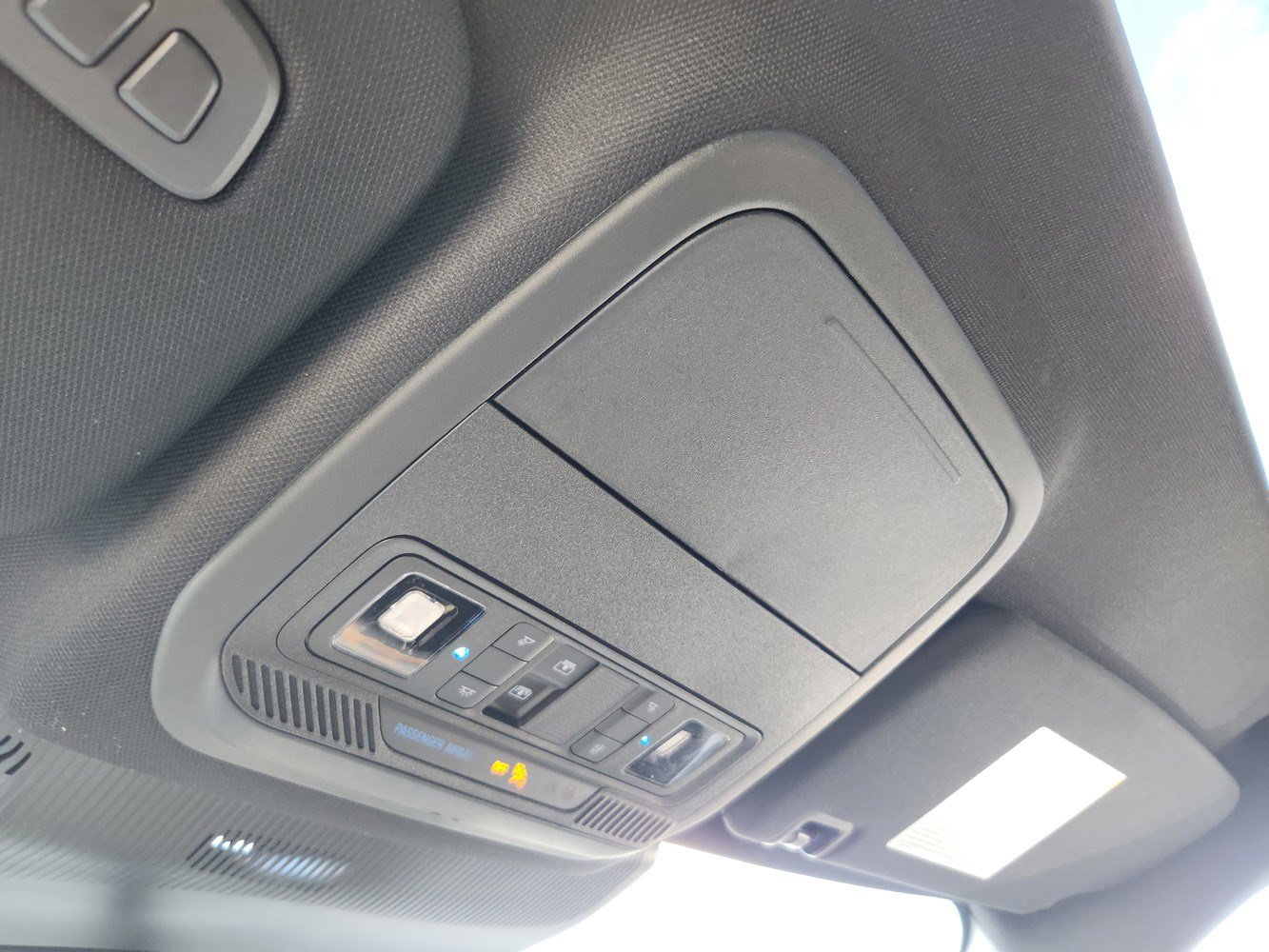 2026 Ford Explorer Tremor - Photo 13