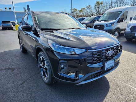 2025 Ford Escape ST-Line Select SUV