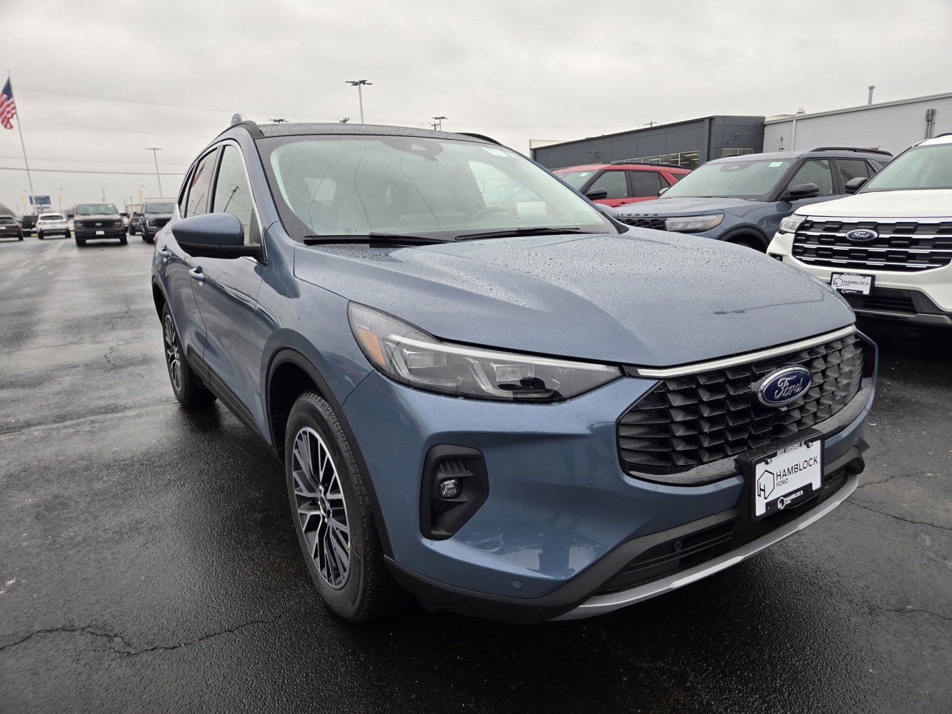 2026 Ford Escape Base's photo