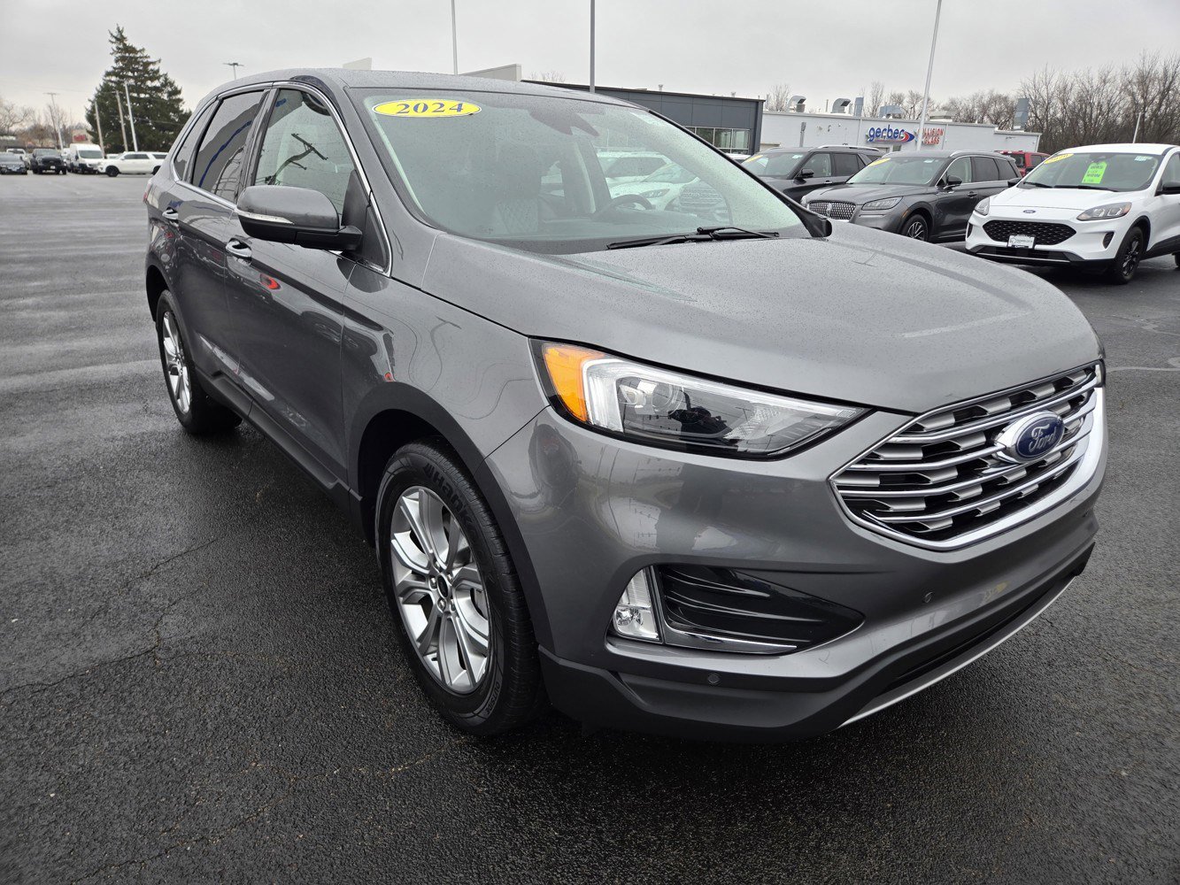 2024 Ford Edge Titanium's photo