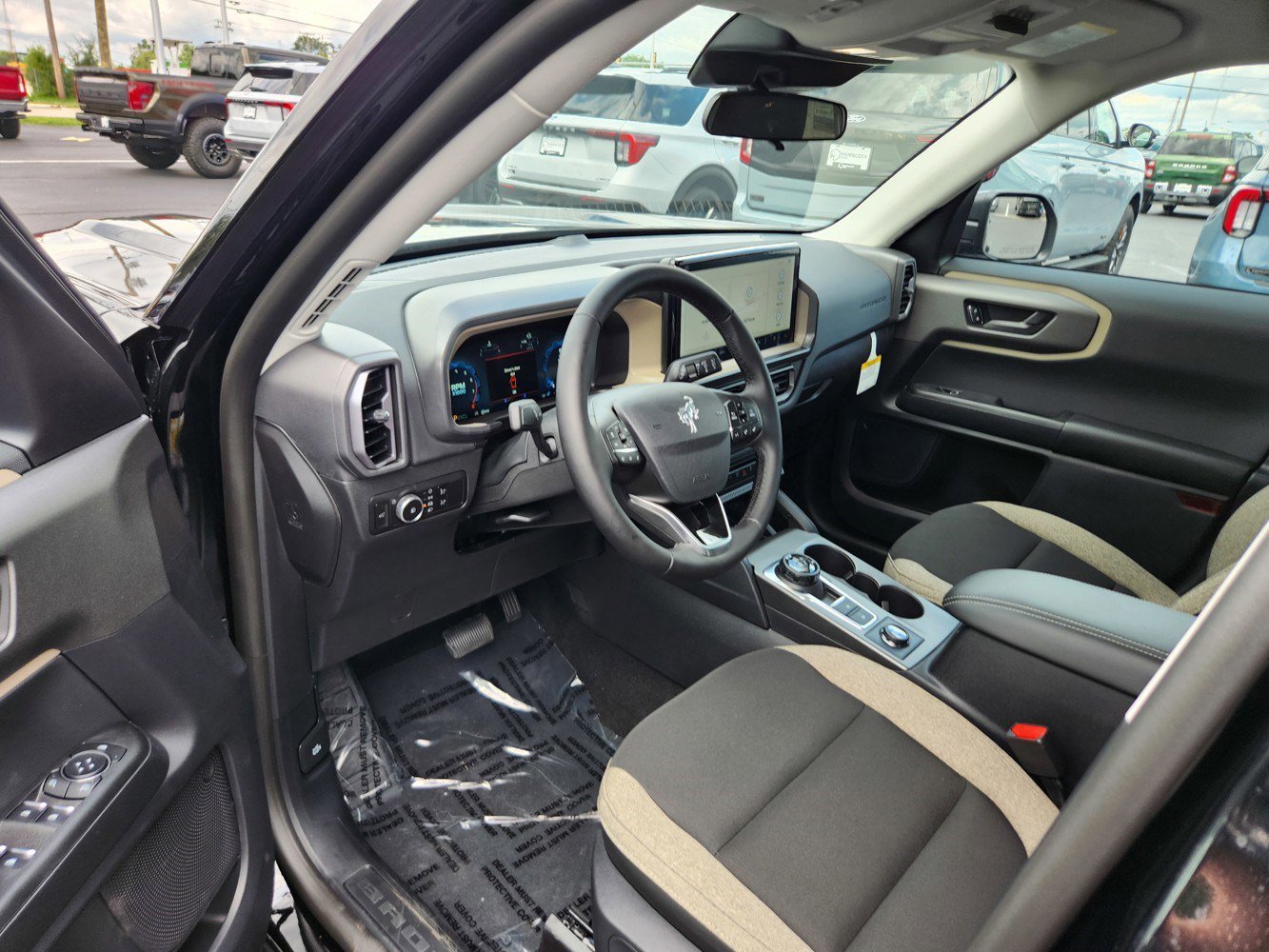 2025 Ford Bronco Sport Big Bend photo 2
