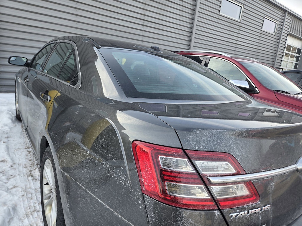 Used 2015 Ford Taurus SEL Sedan