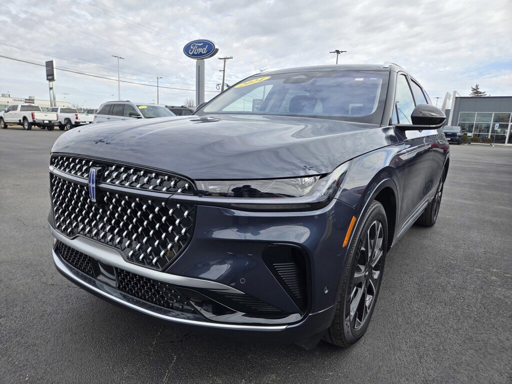Used 2024 Lincoln Nautilus Reserve SUV