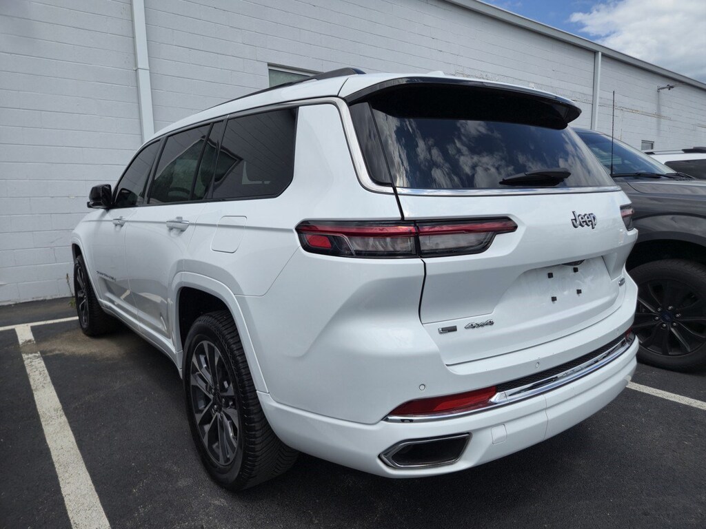 Used 2023 Jeep Grand Cherokee L Overland SUV