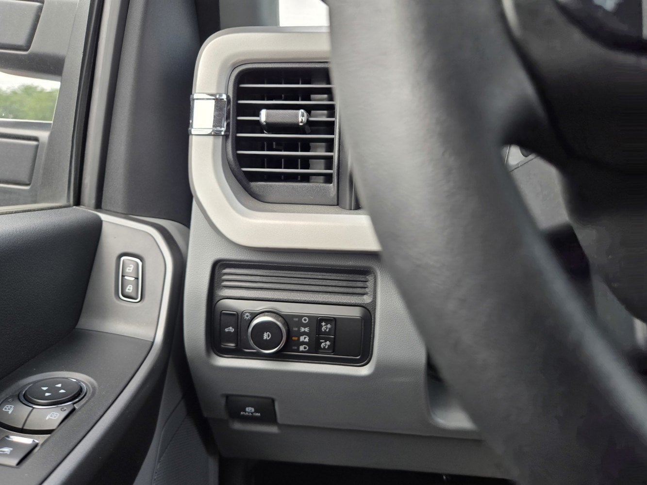 2026 Ford F-250 Super Duty XLT - Photo 13