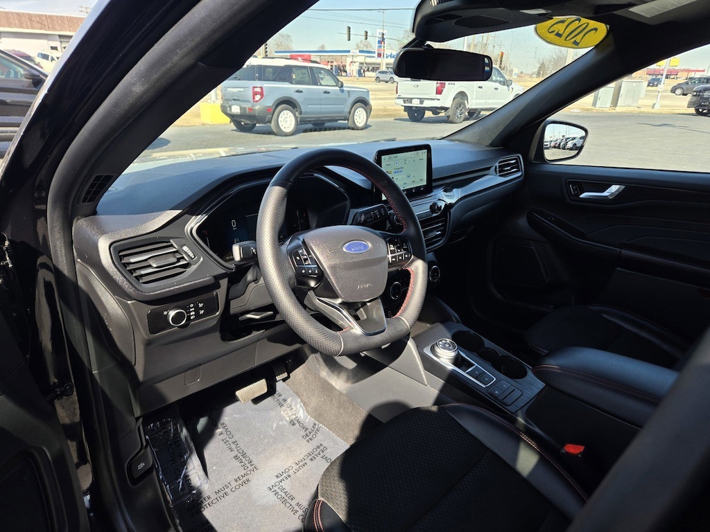 Used 2025 Ford Escape ST-Line SUV