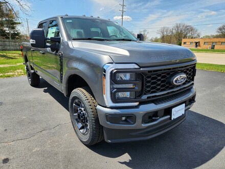 2025 Ford Super Duty F-250 XL TRUCK