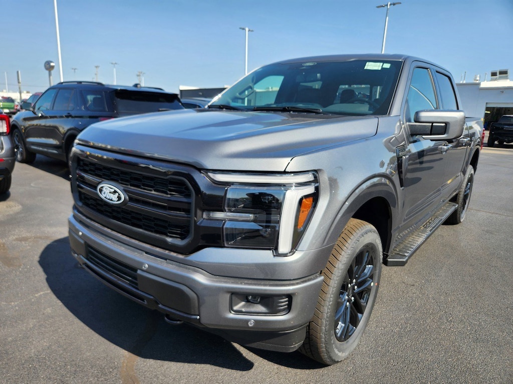 New 2025 Ford F-150 Lariat TRUCK