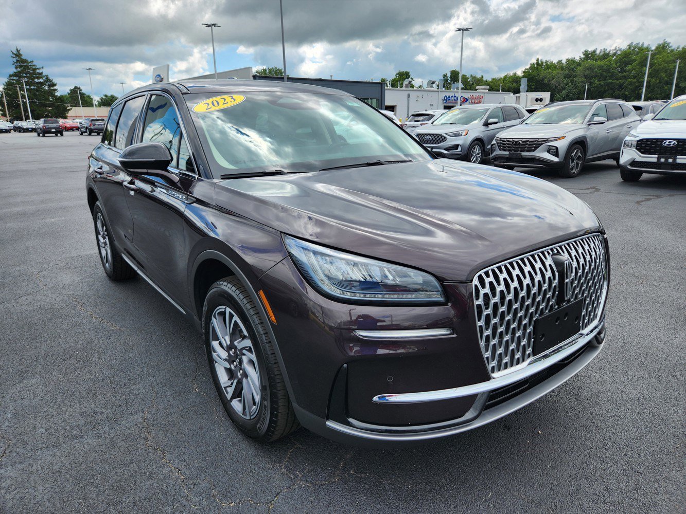 2023 Lincoln Corsair Base's photo