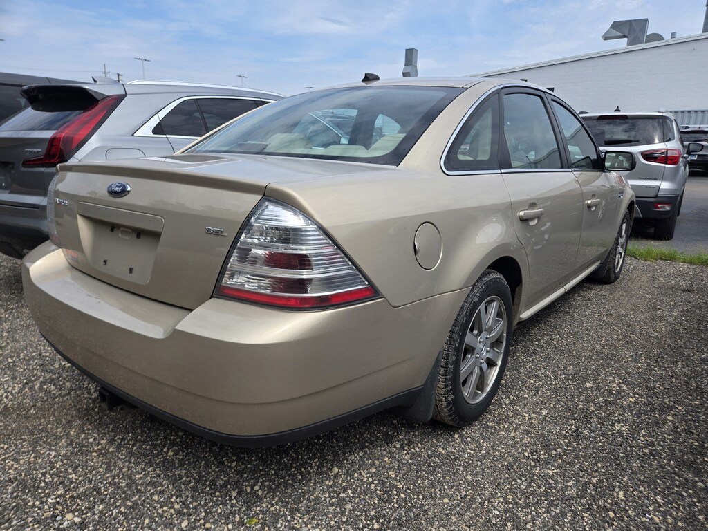Used 2008 Ford Taurus SEL Sedan