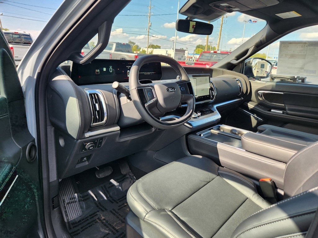 New 2025 Ford Expedition Platinum SUV