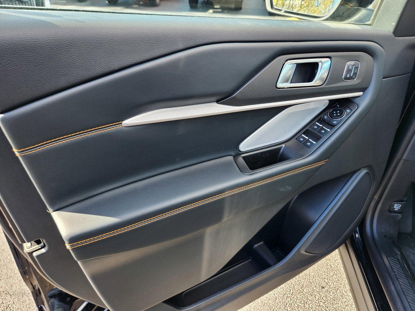 2026 Ford Explorer Tremor - Photo 29