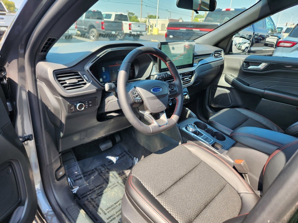 New 2025 Ford Escape ST-Line SUV