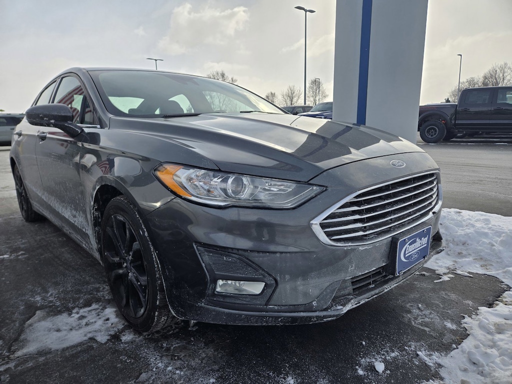 Used 2020 Ford Fusion SE Sedan
