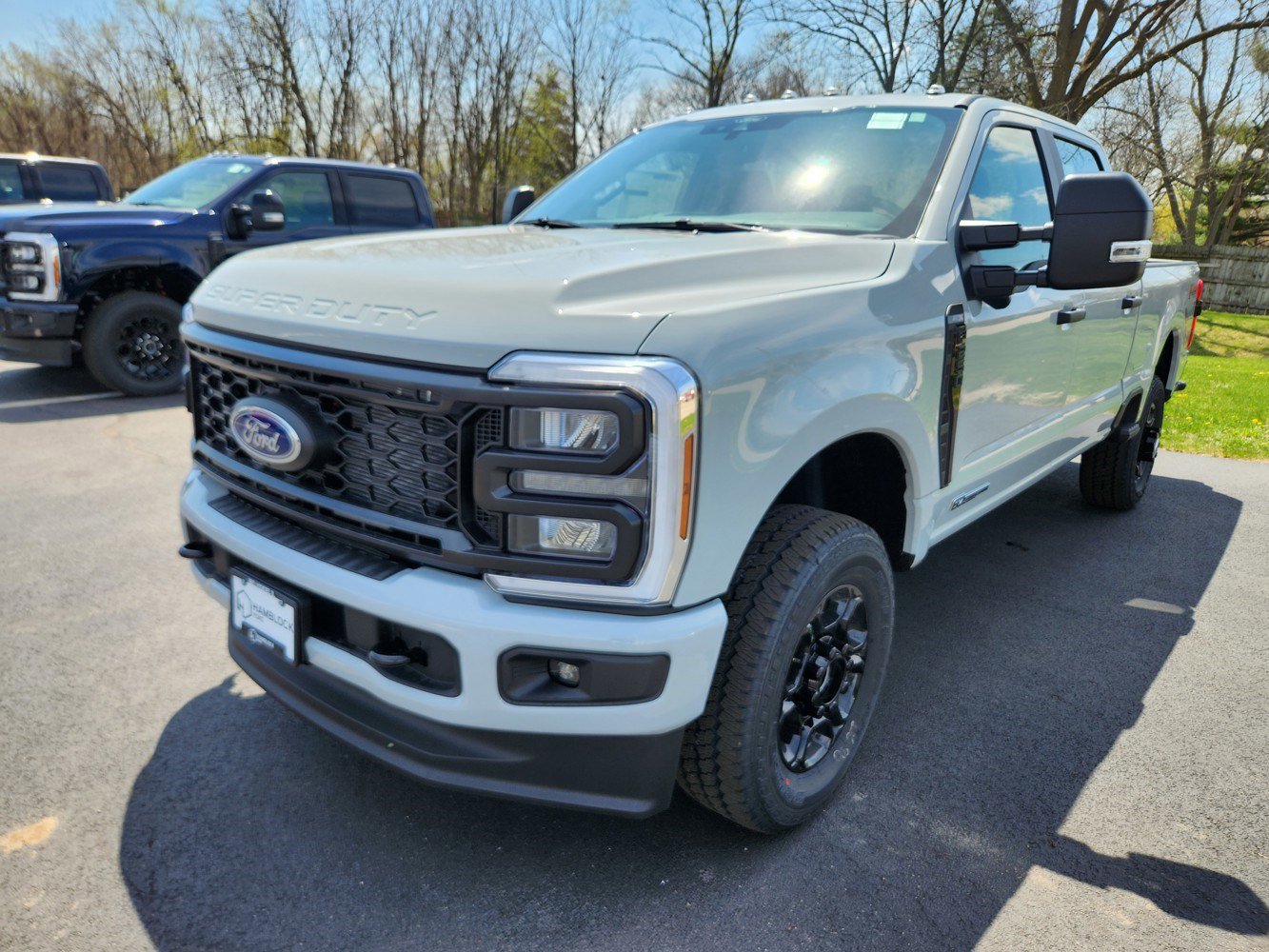 2025 Ford F-250 XL photo 2