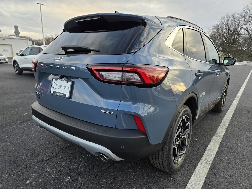 New 2026 Ford Escape Platinum SUV