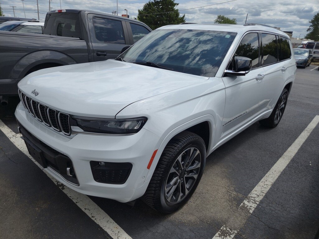 Used 2023 Jeep Grand Cherokee L Overland SUV