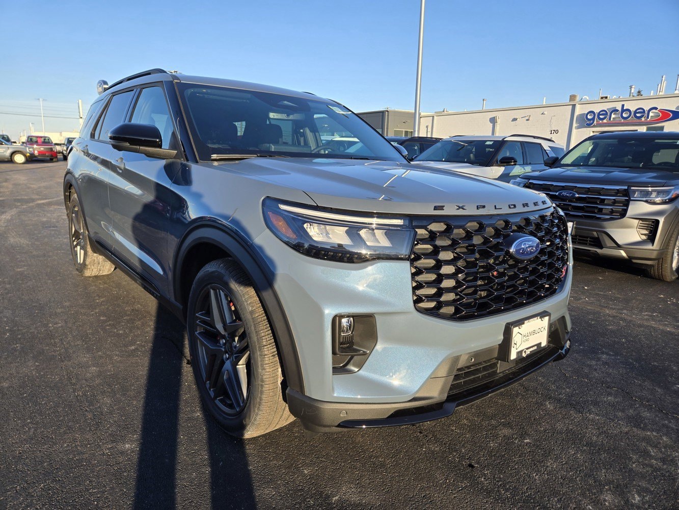 2026 Ford Explorer ST's photo