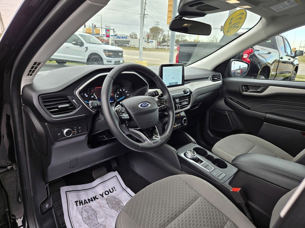 Used 2022 Ford Escape Hybrid SE SUV