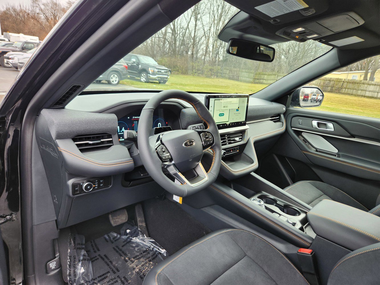 2026 Ford Explorer photo 2