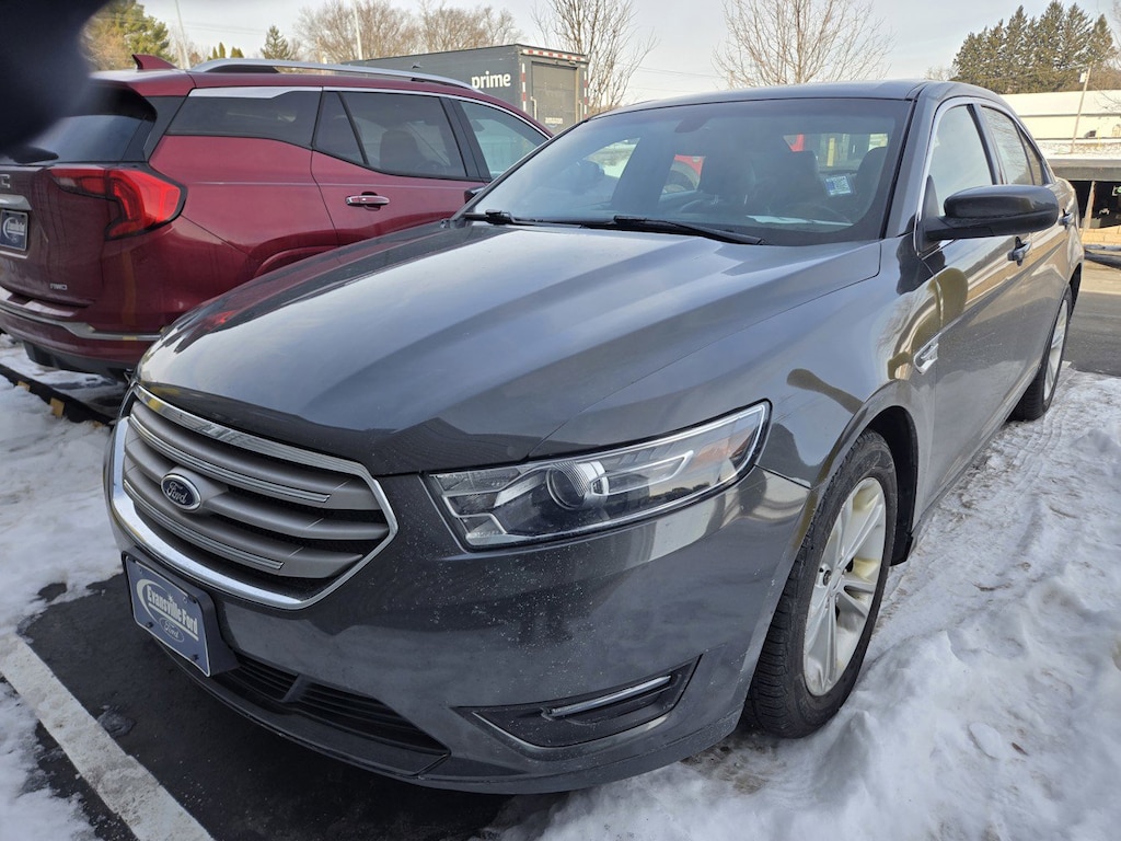 Used 2015 Ford Taurus SEL Sedan