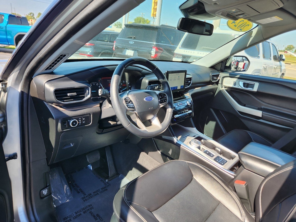 Used 2024 Ford Explorer Limited SUV