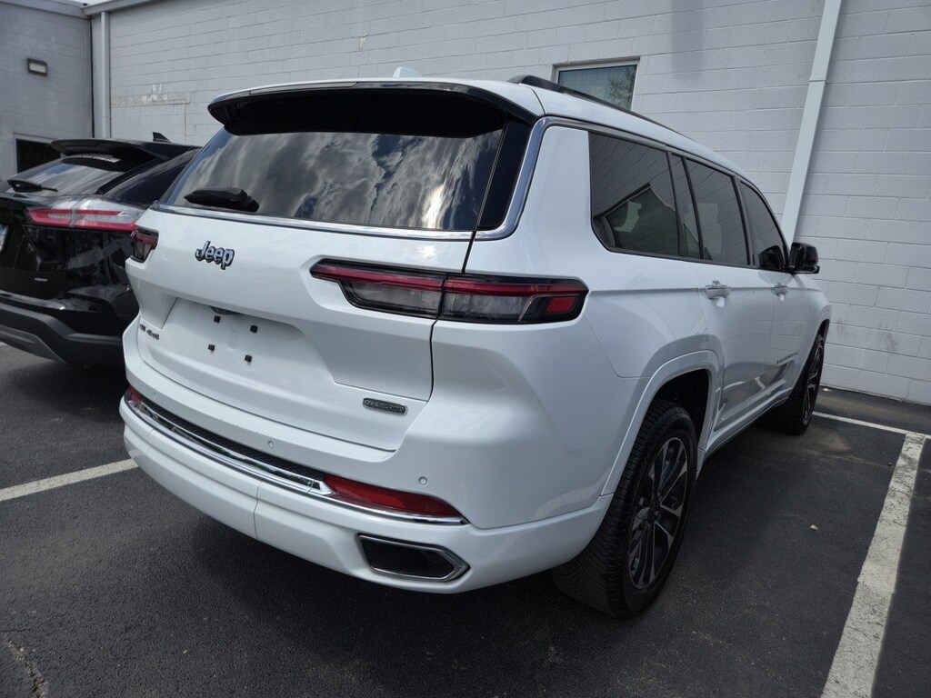 Used 2023 Jeep Grand Cherokee L Overland SUV