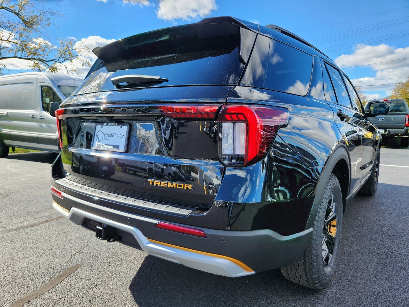 2026 Ford Explorer Tremor - Photo 32