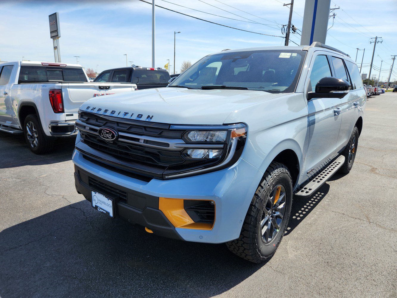 2025 Ford Expedition photo 2