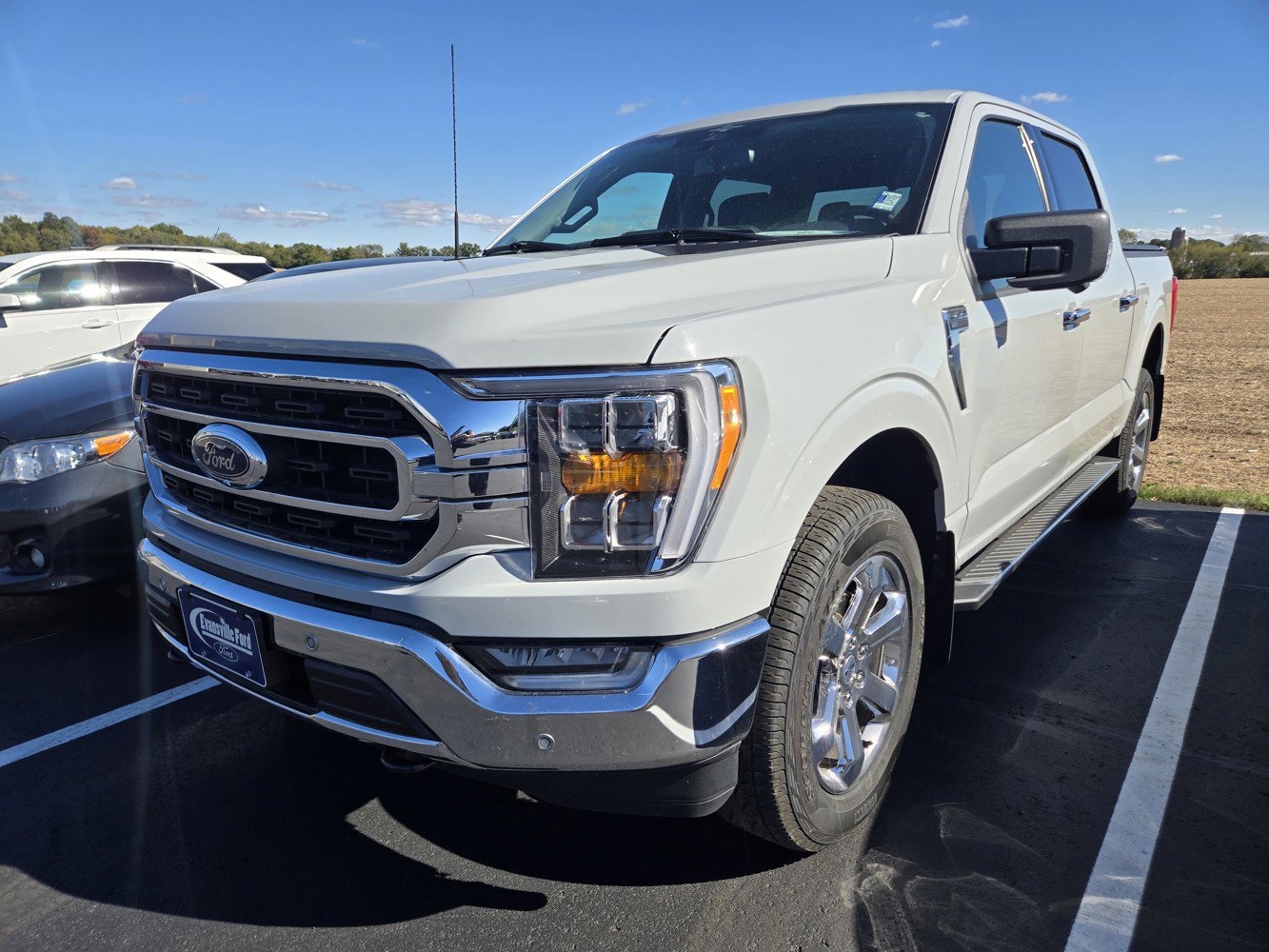 2023 Ford F-150 XLT photo 2
