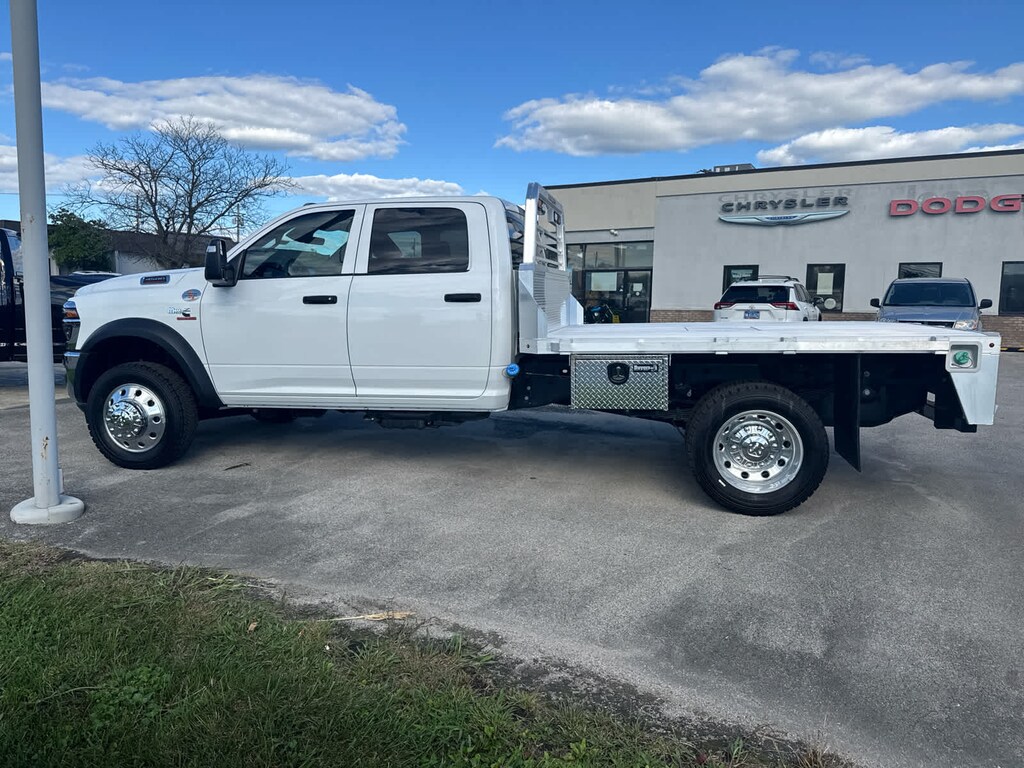 New 2026 Ram 4500 Chassis Cab Tradesman 4x4 Crew Cab 60 CA 173.4 WB 4x4 Crew Cab 60 CA 173.4 WB