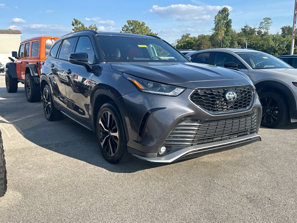Used 2022 Toyota Highlander XSE AWD (Natl)