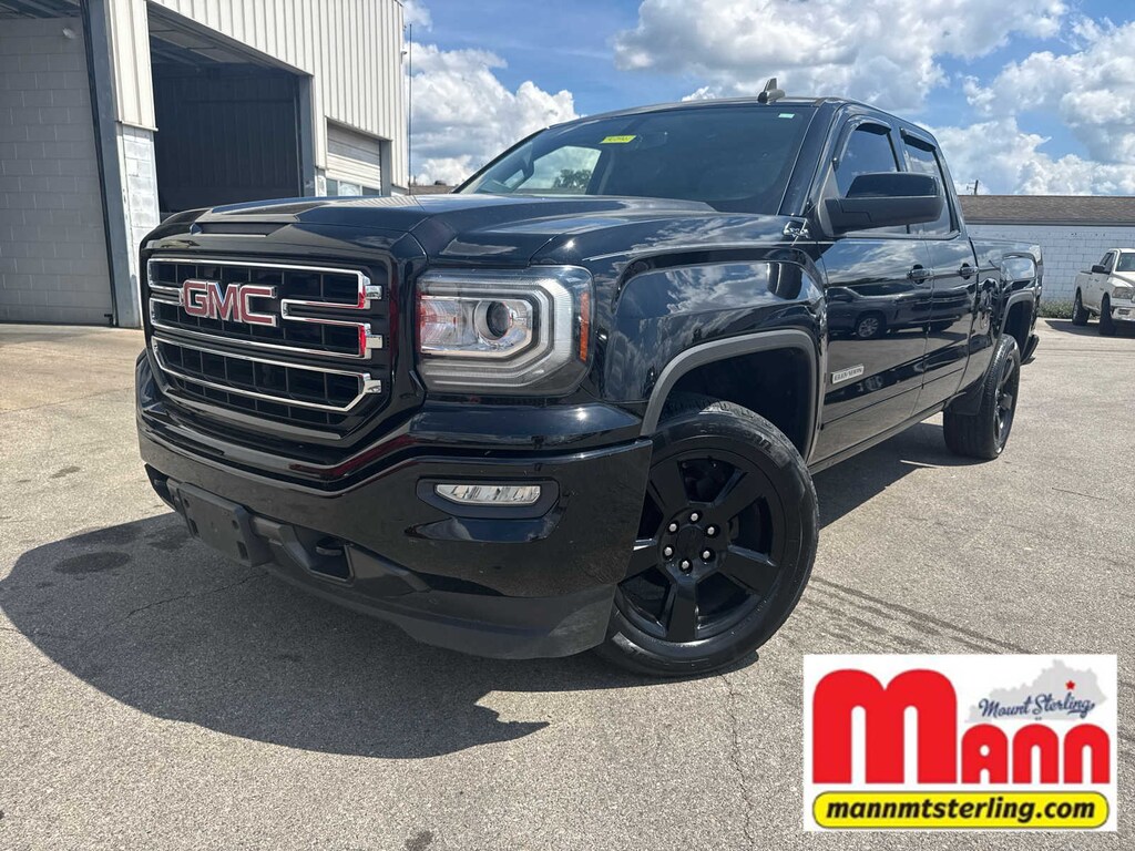 Used 2017 GMC Sierra 1500 4WD Double Cab 143.5 4WD Double Cab 143.5