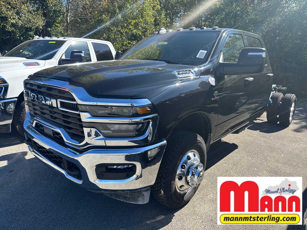 New 2026 Ram 3500 Chassis Cab Tradesman 4WD Crew Cab 60 CA 172.4 WB 4WD Crew Cab 60 CA 172.4 WB