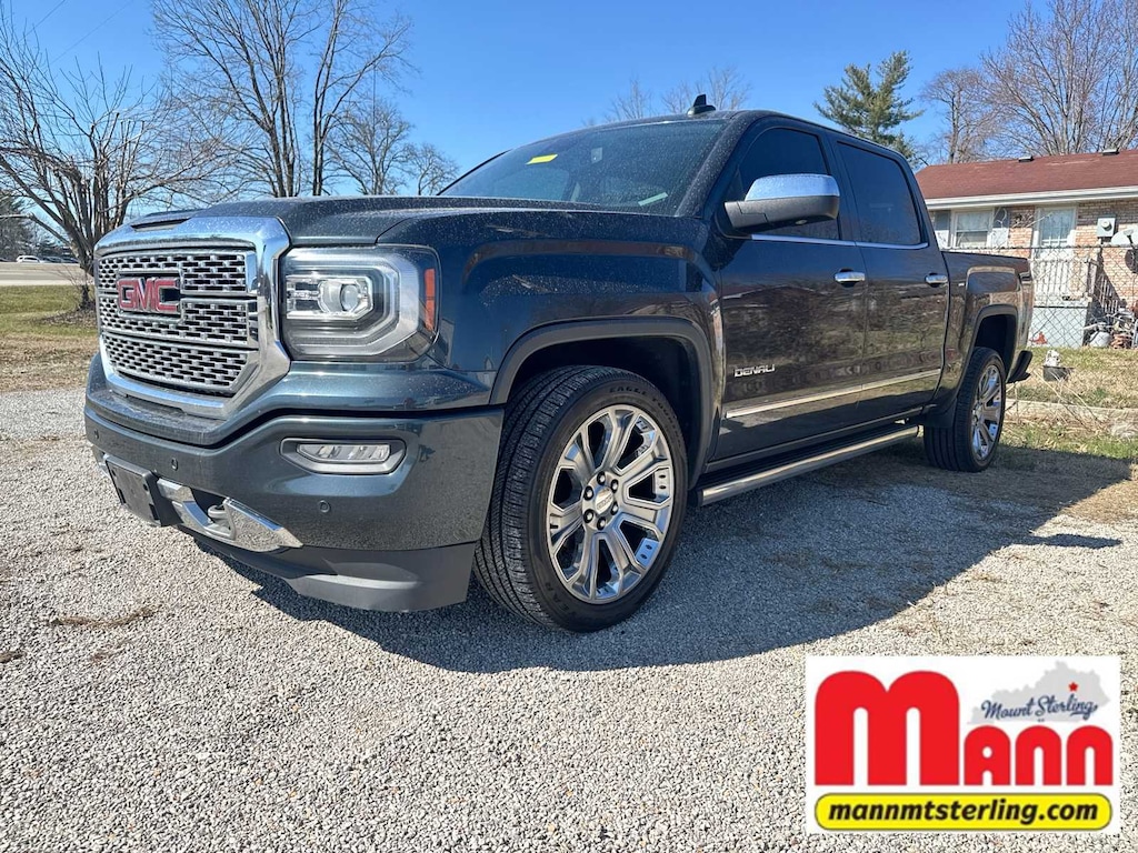 Used 2018 GMC Sierra 1500 Denali 4WD Crew Cab 143.5 4WD Crew Cab 143.5