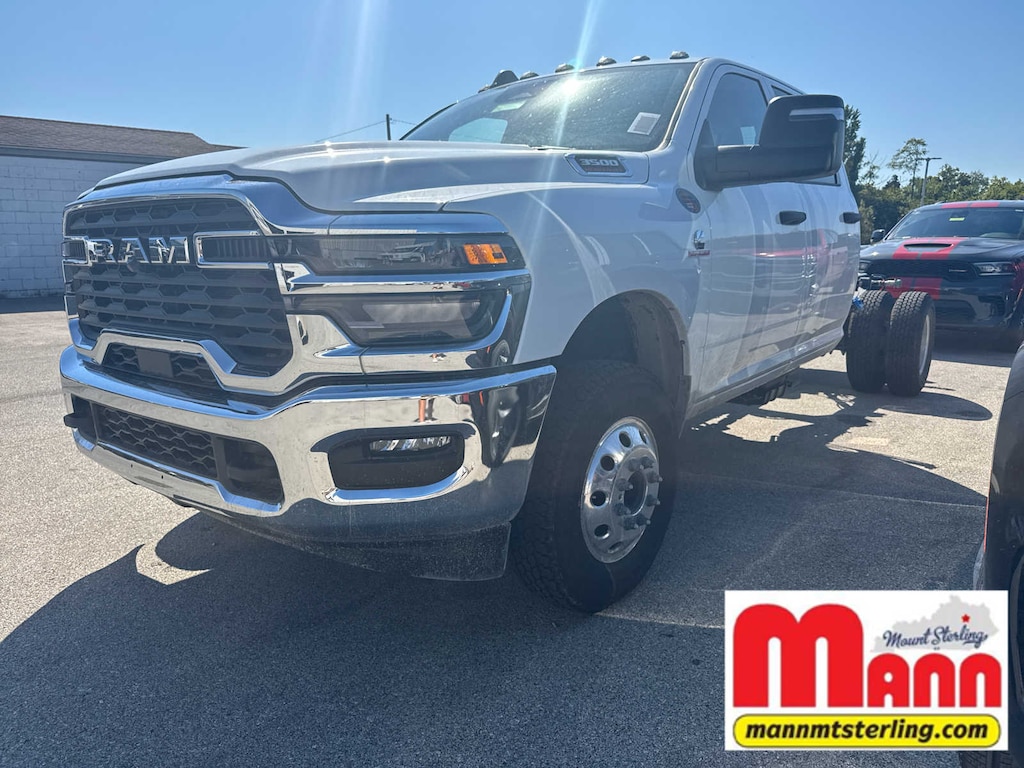 New 2026 Ram 3500 Chassis Cab Tradesman 4WD Crew Cab 60 CA 172.4 WB 4WD Crew Cab 60 CA 172.4 WB