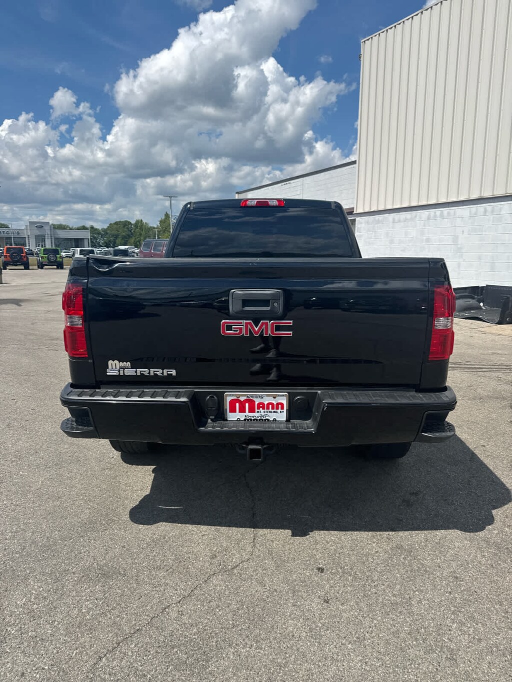 Used 2017 GMC Sierra 1500 4WD Double Cab 143.5 4WD Double Cab 143.5